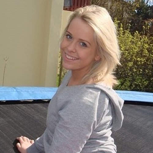 Eva 31 Escort girls Kom Vo