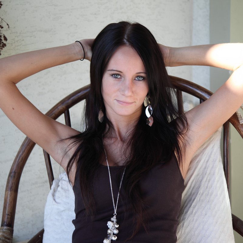 Janine 32 Escort girl Sand Bluff