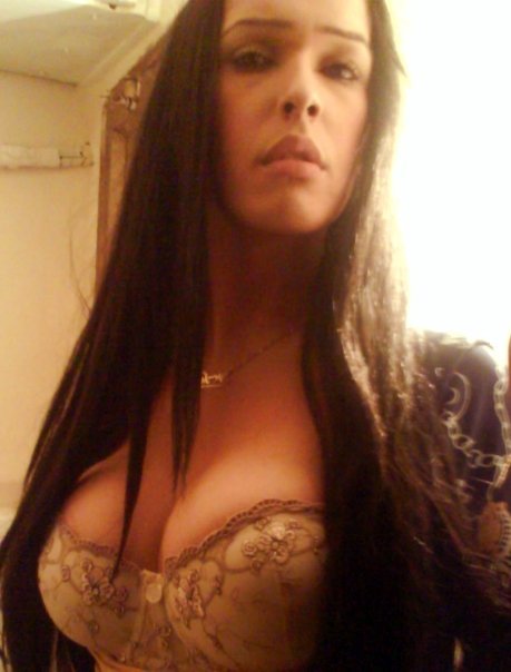 Laura 24 Escort services Verona Mills