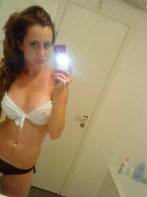 Khloe 20 Prostitute Thornton