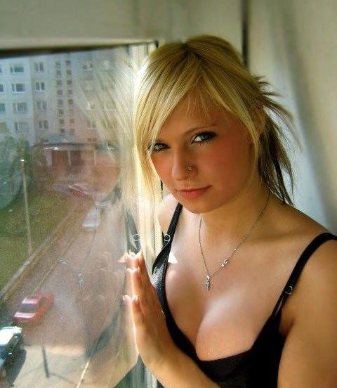 Leontyne 29 Escort Maud