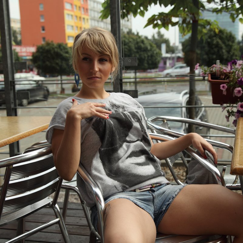 Louise 24 Escort services Maple Bluff
