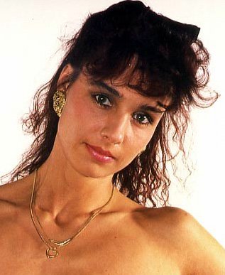 Shelley 24 Escorts Moody